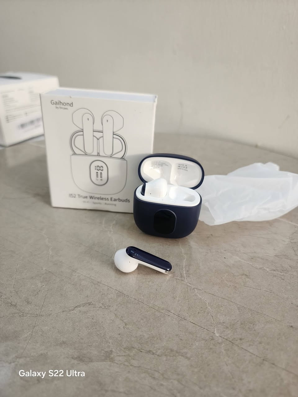 @إشارة 
متوفر للبيع ايربدات بهذا الجمال باسعار مناسبة أيربد


**إذا كنت صاحب هذا الإعلان وتريد حذفه لأي سبب، رجاءا أرسل رسالة إلى الدعم الفني**