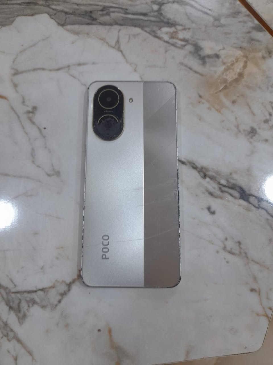 سلام عليكم مبايل للبيع بوكو c71 بس كسر بل كامرة ول باقي كلة تمام ذاكرتة 128 بطارية 5000 فول رقم الهاتف ***********/***********

