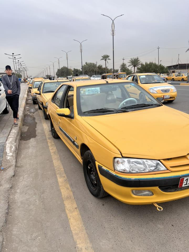 السلام عليكم بيجو بارص مديل 15السيارة شوفة عينكم السيارة نضيفة بيهة الضربة ب الجاملغ الخلفي الصفحة ممعمرة و ضربة ثانية بالجاملغ الخلفي معمرة السيارة مصبوغة حزام وعندك البولبرين مال كلج +كلج السيارة جديد اصلي ايساكو وفلاوين جديد كامل السيارة مجفتة تجفيت اصلي اذرعة وكرنك وبساتم وبوش كلة اصلي وياباني بستم ابو الحفرة الله شاهد وتجي وتشوفة اذا مو شغل اصلي  تبريد تدفة شغال و الباور ستيرن ينكط دهن شي بصيط بس ميئثر الاستيرن خفيف دوشمة جديدة تخم تاير جديد صدرهة 50/100 وهاي الصور كدامكم لا زيدت عليهة ولا نقصت لئن حرام اخلي واحد يتعنى الي وتطلع مو نفس الي شافهة ب الصور مكان السيارة مدنية الصدر شارع الداخل قرب حمام المدينةالسيارة رايدهة ب 38والاسعار معلكة شوفة عينكم وبيهة مجال تجي وبيك خير و دلل رقمي ***********بي واتساب
