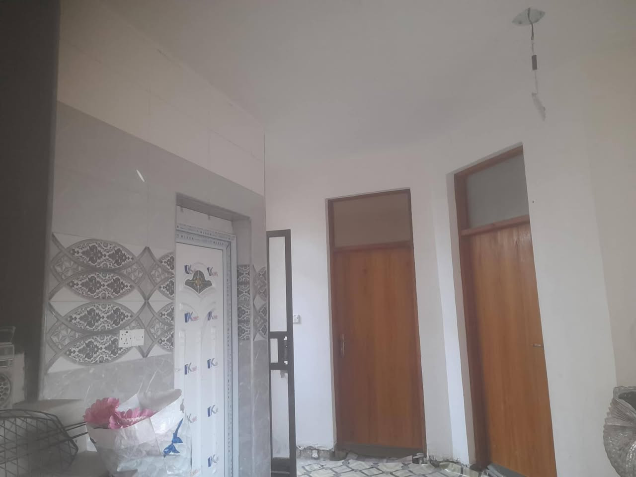 بيت للبيع ١٠٠م٢ مربعه طابو زراعي سند٢٥ قاطين ركن بي خطين كهرباء وماء ومجاري تبليط مقرنص رصيف رايده قفله ١٠٥مليون بنهاية تبليط الشموخ والرشيد وقريب على الشارعين الاعراض مال الامانه واتساب***********
