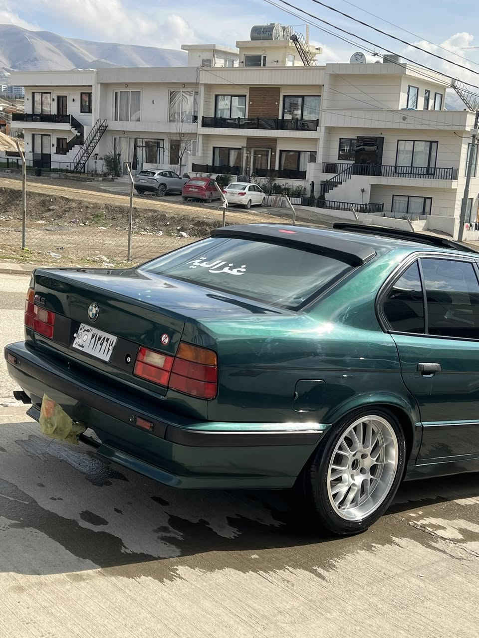 bmw-525iA-automatic
ماشەلا لە ماڵی هەمو لایەک  بۆ فرۆشتن 
بیئێم دەبلیو  بیلاد ٥٢٥ ئۆتۆماتیک
سلایت ئۆتۆ
دو جام کارەبا
تەبرید ساردو گەرم
تەلەفون
دەبڵ ئێرباگ
abs
سەیارەکە دەعم و لێدراوی نیە لەسەر شەریکە ماوەتەوە چوار تایەو ویلی لۆکی لە ژێرایە
ئارمی پلاستیک هەولێرە بەشەرتی ئەوەلیات و غەرامە و هەمو شتێک
سعری ٦٧کەمێک معامەلە
مشتەریت لە خزمەتام مشتەری نیت سەری خۆت و منیش مەیەشێنە لەگەڵ رێزم
***********
