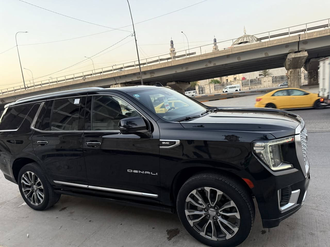 للبيع او. المراوس. GMC يوكن. دينالي. مديل 2021 وارد. امريكي. سياره. بدون حادث. كفاله. شاصي لغد. ايرباك. بيه. طلقات. ومصلحه على. كده فقط.  وسونار. بلمنشور سياره فول مواصفات. بنراما. كشنات. منفصل vib دوس كهرباء مع نشرات ترحيب. تشغيل عن بعد داتاشو. اوتو. ستوب. كروز سرعه مودات قياده. فور ويل. كشن سائق هزاز 5 رادرات. محيطيه. 5كامرات كشنات تدفأ تبريد. امامي. خلفي تدفأ تبريد مركزي. مع تحكم. بلمناخ لخلفي. شاحن. واير ليس حساسات امامي خلفي. مري شفط. مع ترحيب.  كشنات خلفي قلاب كهرباء سستم صوت. Bose مواصفات الينالي. الفول. متخلص. سياره. مبدل مكينه 5300 كامله. ومبرمجه. سياره. نضيفه جدا. ماشيه 116 الف كيلو. مو ميل كلوب واحد ما مشتغل بدشبول مكانه بغداد. رايده ب410 وبيه مجال لناس طيبه. 
***********
