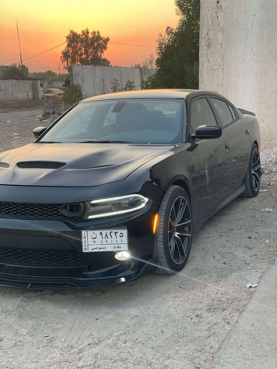 سلام عليكم جارجر للبيع موديل 2016بوليسي فور ويل مكينه 5700محدثه اس آر تي بنيد فايبر كلاس دبات سود مبرمجه مفتوحه متعوب عليه حادثه جاملغ خلفي و بل عراق صار بيه تعديل بل شاصي و يرباك طاك سيارة ماشيه 66 صور الحادث مرفوقه سعره 165 وبيه مجال هاذه رقم صاحب سيارة***********
