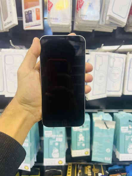 ايفون 12 برو ماكس ذاكره 256 بطاريه 77 مبدل شاشه وفيس ايدي واكف نموذج M عنواني بغداد مدينه الصدر 
السعر 350 الرقم ***********
