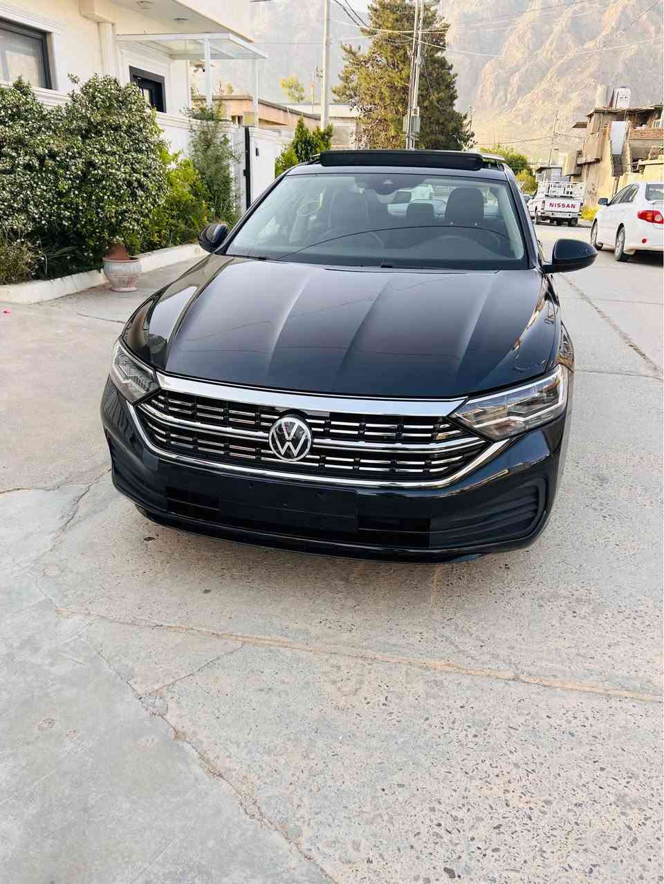 Jetta 2024 Se
جیتای رەشی قەتران تەنها بۆنیتی بۆیاخە پانۆراما کشن جلدو کارەبای راداری پێش و پشت لاکان مەزبوت رادیتەر و پانکەی بیلادیە ژمارە کاتی ٣ مانگی لەگەلە
رەقەم شانسی 
3VW7M7BU6RM023852
رەقەم موبایل ***********
***********
نرخی ١٤٣ رانية, السليمانية
