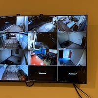 تنصيب وصيانة جميع انواع الكامرات لاستفسار ع الرقم 07745604479