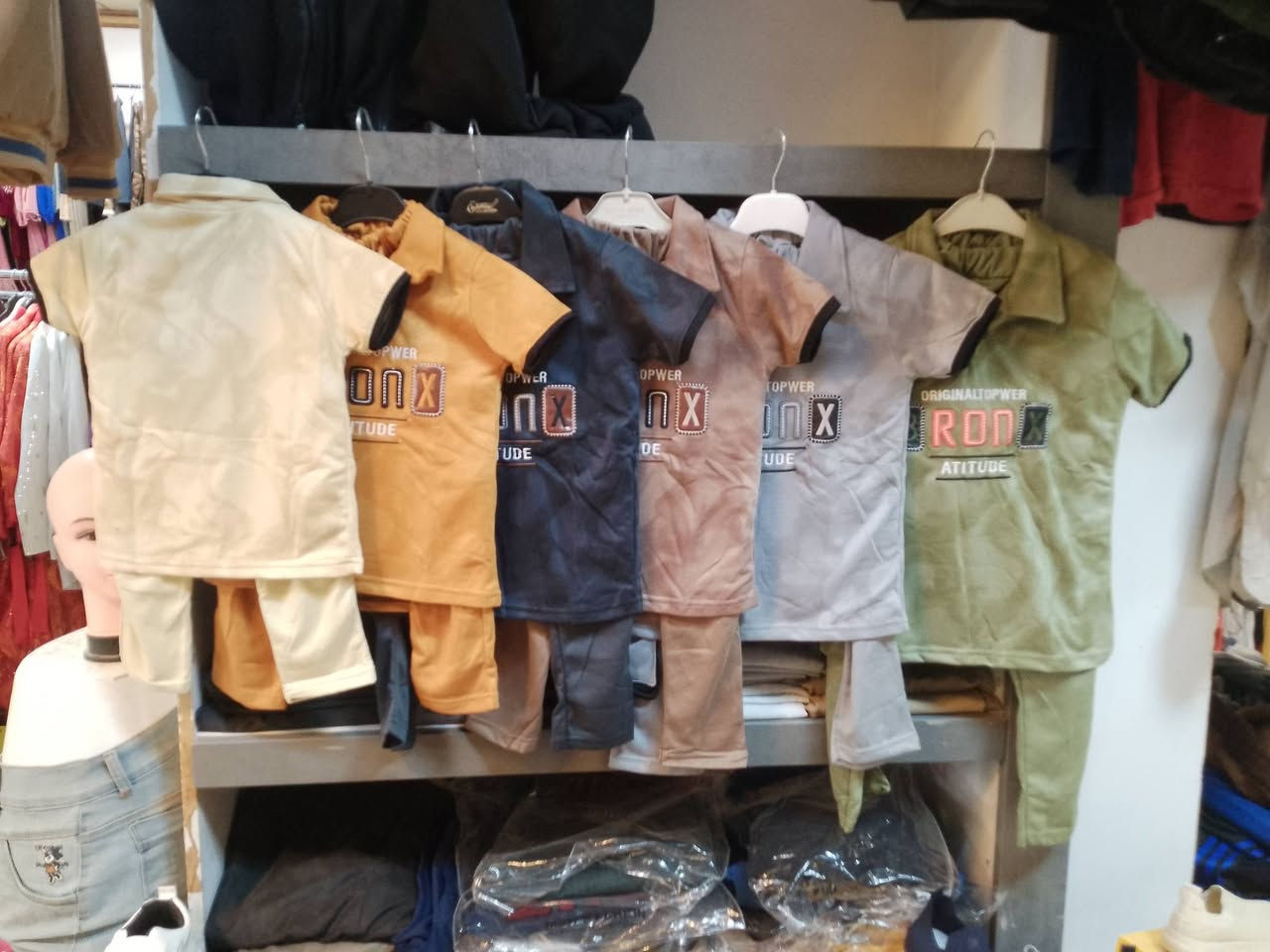 سلسبيل مول 🤗 تخفيضات تخفيضات هائله اليوك تراكسود شبابي ولادي فقط وبسعر 7 الف كل 3 تراكسودات ب 20 الف العروض لحد الساعه 9 ليلا تنتهي 😎سلسبيل مول منكم واليكم


**إذا كنت صاحب هذا الإعلان وتريد حذفه لأي سبب، رجاءا أرسل رسالة إلى الدعم الفني**