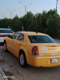 سياره 2008 جاهزه بااسمي بيها فقط باب السايق جاهزه ع اخر حبايه طبكه كير...