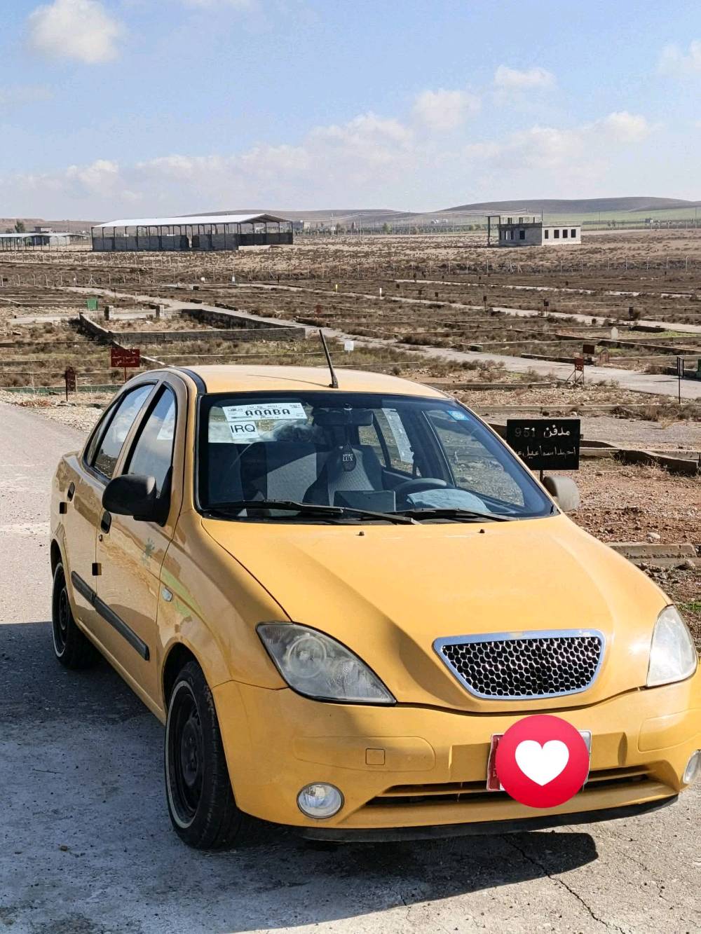 سايبا طيبه موديل 2016
رقم بغداد ألماني شرط التحويل والوكاله 
هيئه وغرامات صفر 
كاربون بانزين بيها 
محرك بخار وكير شرط 
صبغ جاملغ أمامي فقط بدون دواخل 
طخم تايرات جددد 
داخل دوشمه جديده 
السعر 42بي مجال 
العنوان موصل الايسر 
***********