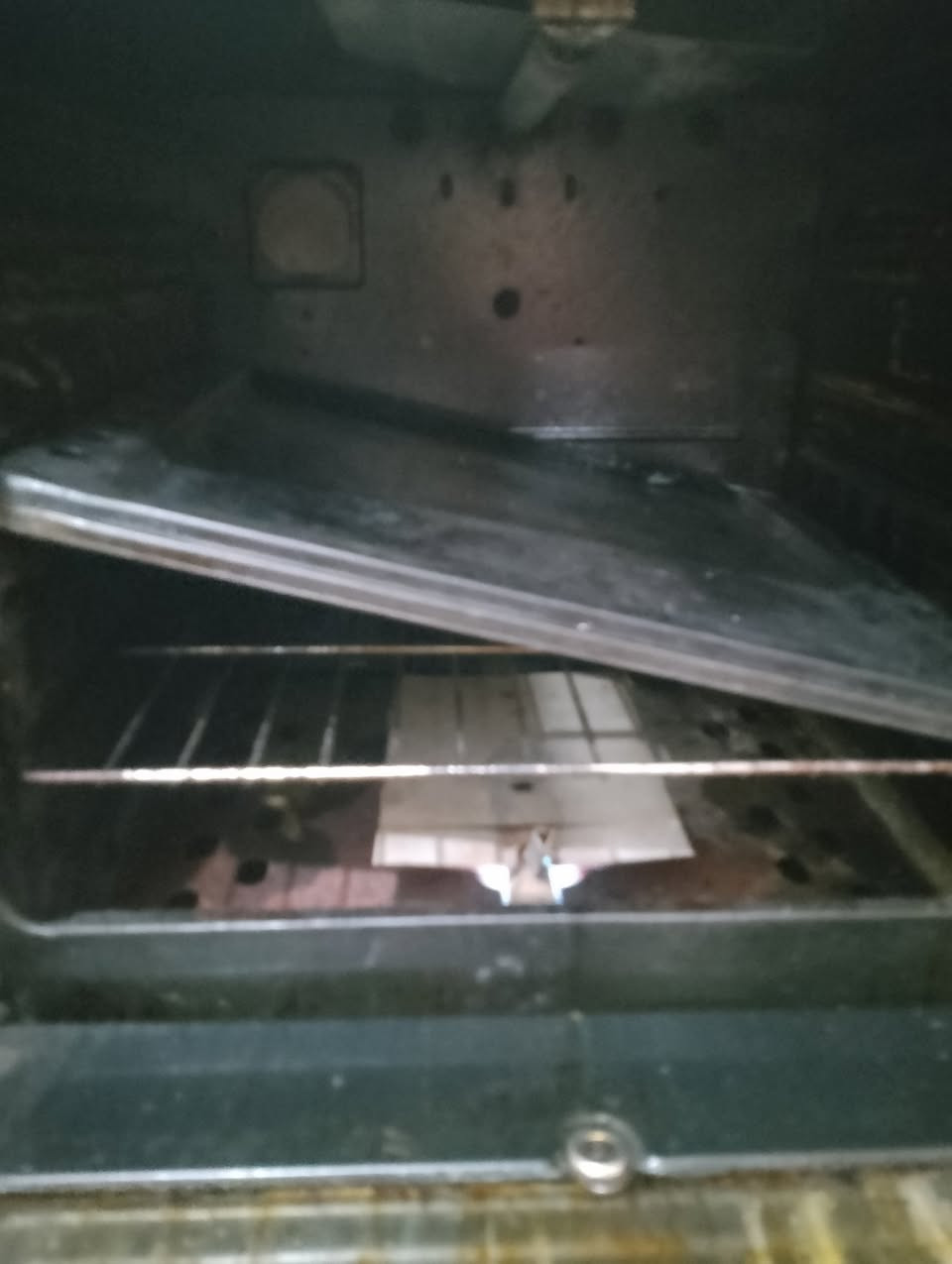 عندي الغراض للبيع
***********
