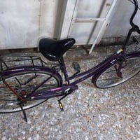 باسيكل بناتي للبيع والباسكل نضيف بس يرادله غسله موديل 18 شركه NA 2   ا...