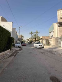 للبيع قطعة ارض 🌍  المساحة 100م 📏 واجهة 5 * نزال 20  📍 زيونة محلة 710  ...