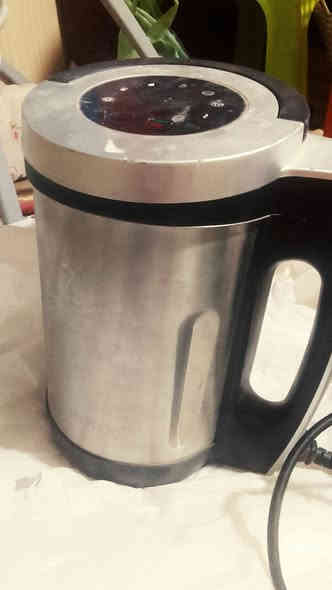 مرحبا ست البيت للبيع 7 في 1 استيل الأصلي السعر 25 العنوان الشطره حي الشرطه التواصل ع  الرقم ***********
