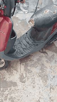 السلام عليكم دراجه يوماها بطه سرعه ٦٠ تشتغل هندر شغاله كابريتر شويه تعبان مكاني حي الجهاد ٢٠٠٠
***********
