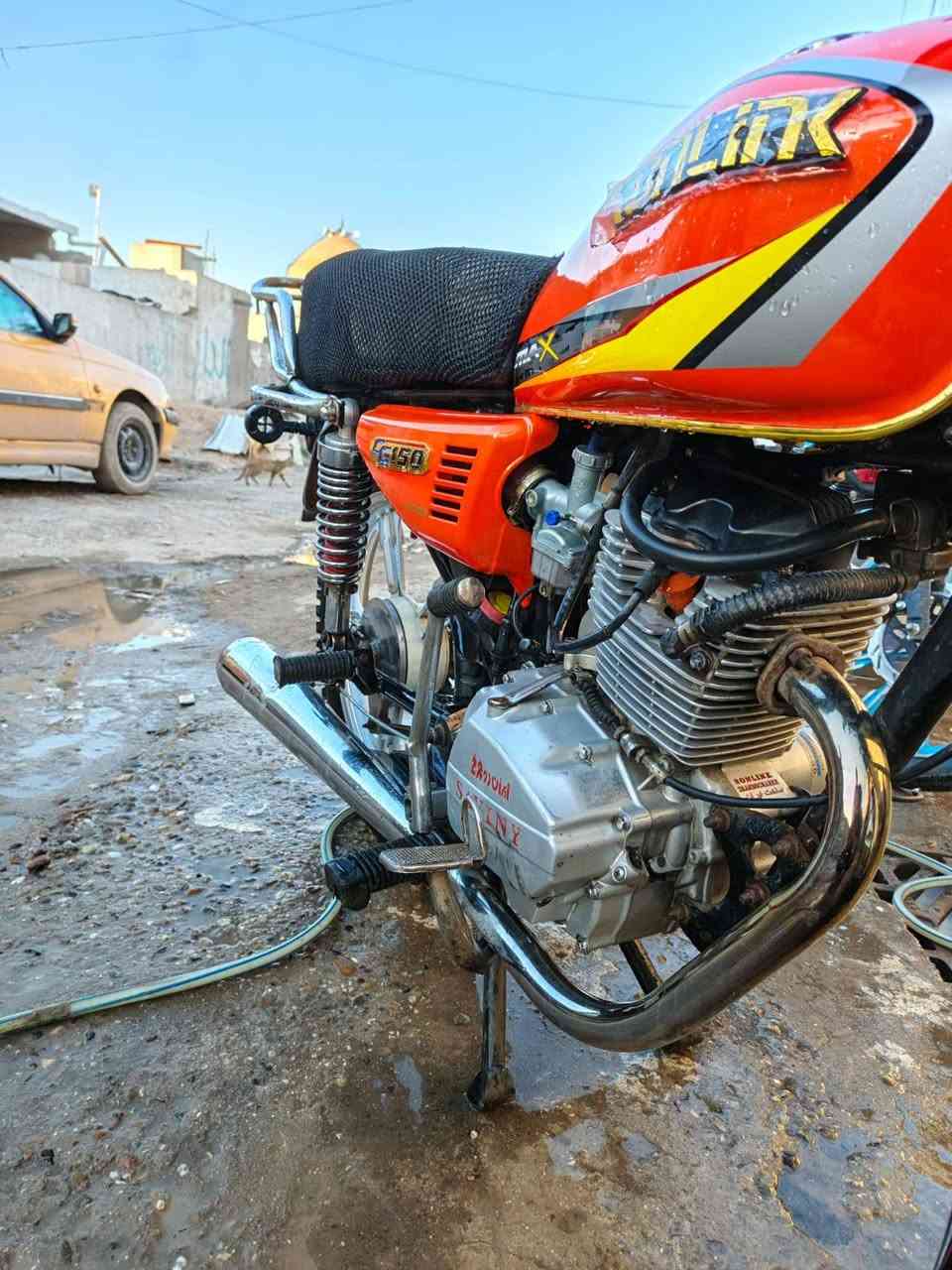 دراجه سيفان للبيع دراجه نضيفه مثل مابين كدامك بل صوره سعر. 550 رقمي 
***********
