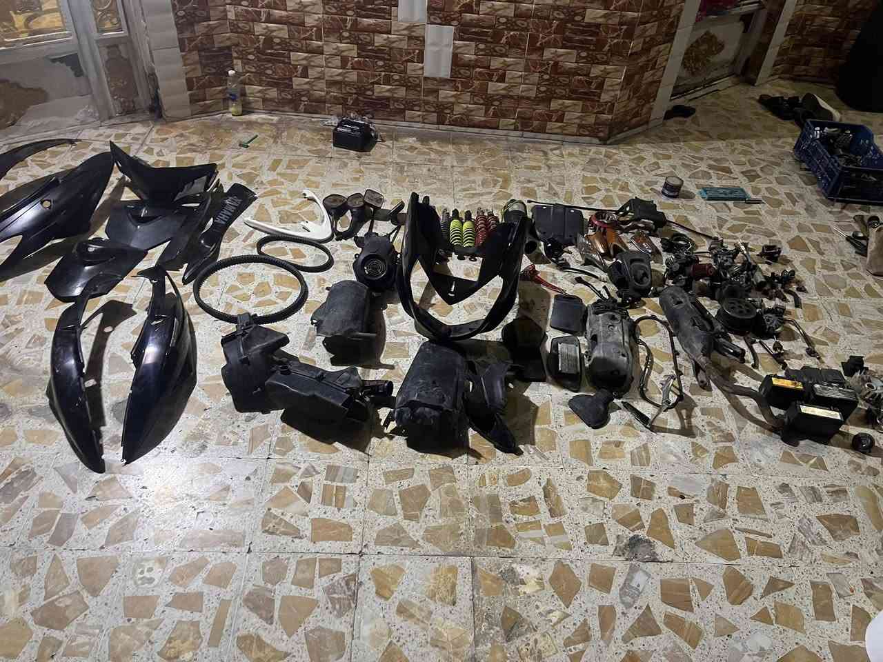 كفرات  سكنس كامل. ختم واحد بلاديات   كفر سكنس جبلي  نقص بس بجم. اصلي.  قبق هندر. سكنس  فحل   باتر  ماكس. باتري سكنس. ٢ باتري. تكتك.  كابريتر  ٣ سكنس. وحده مال عدله وحده. سنكس. تزويد.  جبيره.  اشاير. سنكس فحل. ونثيه   فيتبم  سلفر. شغال  عدد ٣. نوزل. وردي   عدد ٢   عنبار. بريك سنكس  عنبار بريك ماكس.  لايت زنون  روس باتري    سوبر ماكس عد ٢  عقل ماكس. وسكنس عدد ٣  صالصنه. سكنس   وحده. بلاديه وحده  تزويد  مروحه ماكس. عدد ٢  هورن سيدان عدد ٢   كلج خلفي. سكنس رياضي.  بنز كلج.  سكنس.  كلج امامي. ماكس  جوزه ماكس عدله  سوادات  مال محرك. ماكس عدله   دبلات رياضي  عدد ٧  سكنس وماكس وبريز   مجمع. ماكس عدد ٢  تزويد  سنكس.  يدات بريك. ماكس  عدد ٣ قطره دهن تزويد   شوته عدد ثنين. سكنس  وحده ماكس   قايش ماكس   ١ قايش سلفر.     واقيه مال.   تاير. سكنس  مرايات. سكنس. وماكس. بوليس  وبريز  سبايدر ماكس.    كلهن  شلع  ب ٢٢٥ وبيها مجال بسيط حك جيتك مكاني بلديات.  ***********
