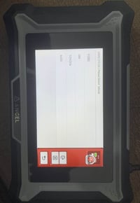 فاحص ٤ سيارات • للبيع