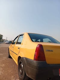 رينو لوكان موديل ٢٠٠٩ مكفوله من الضربه بيها بس بارد جاملغ خلفي كير مكن...