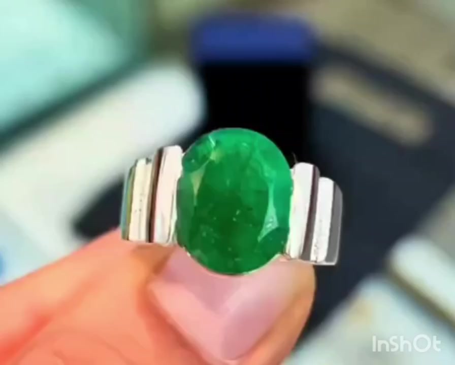 جوهرة الزمرد الحر الطبيعي مصاغة علي أرقي الصياغات الهاند ميد المميزة 
للتواصل:
⭕الأتصال علي 01555509273
⭕واتس اب 01144221924
من خارج مصر اضافه كود 2+ قبل الرقم
⭕او ارسال رساله عبر رسائل الصفحة ⭕أو ارسال رساله عبر واتساب بصوره


**إذا كنت صاحب هذا الإعلان وتريد حذفه لأي سبب، رجاءا أرسل رسالة إلى الدعم الفني**