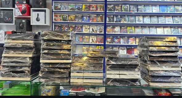 بلي 5 فات مستعمل 500 الف كامل ملحقات الاصليه

بلي ستيشن 4 فات اون لاين  سعره 180 الف 
بلي ستيشن 4 سلم اون لاين سعره 220 الف
بلي ستيشن 4 برو اون لاين سعره 270  الف 

بلي ستيشن 4 فات مهكر سعره 230 الف
بلي ستيشن 4 سلم مهكر سعره 260 الف
بلي ستيشن 4 برو مهكر سعره 320  الف
 
بلي 3 سلم سعره 130 الف 
بلي 2 سلم سعره 55 الف 
بلي 2 فات سعره 50 الف
اكس بوكس 360 سعره 130 الف

***********
توصيل موجود
