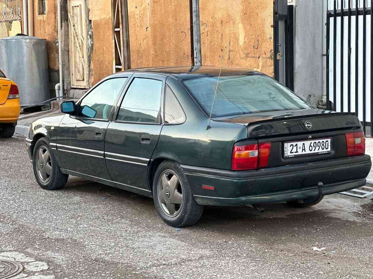 فكترا ١٩٩٤ حجم ١٨ جامات اماميه كهرباء صبغ عام سنويه جديده دفتر بانزين السعر ٥٠ مكان كركوك *********** كركوك, العراق
