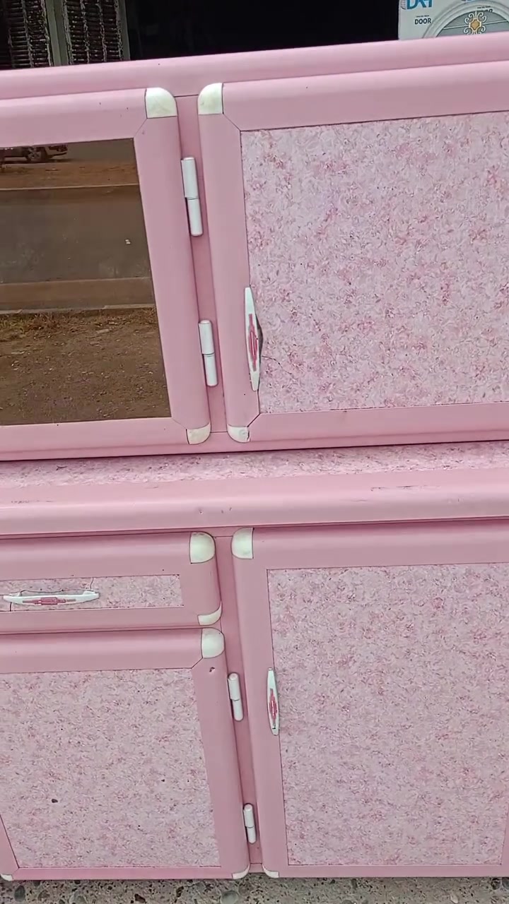 السلام عليكم
كونتر مستعمل للبيع 
***********
***********
بي كسر واضح بالفديو 🌹
