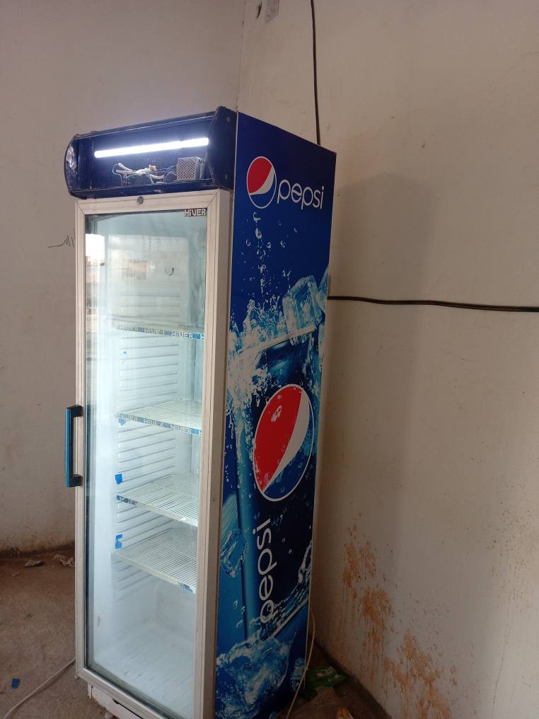 سلام عليكم عارضه لبيع شرط تبريد 275  
***********
