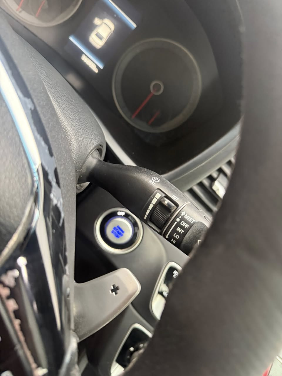 سوناتا موديل 2018 فوول مواصفات
سيارة فوول مواصفات مايحتاج إذا مواصفات هيه فوول 
محرك 2400 (جاملغ امامي صبغ بدون داخل فقط)
سيارة جاهزه من كل شي جديده جاهزه من كل شي 
مكاني الصويرة السعر جدا مناسب اتصل وبالخدمه 
*********** واتساب موجود 
ملاحضه سنويه وارقام إنكليزي دولي بأسم عربي
