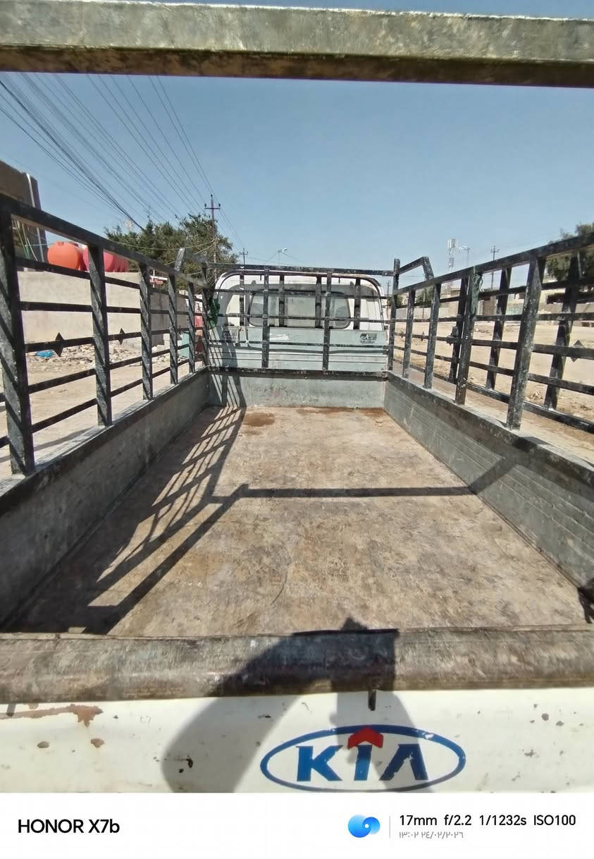 سلام عليكم لبيع فنتيره موديل1997رقم بغداد ابلاديه سياره تحويل سنويه ما صقطه بعده تخم تاير صدر  سعر58وبيه مجال شراي يتصل مكان بغداد النهروان مكلف بل نشر ***********
