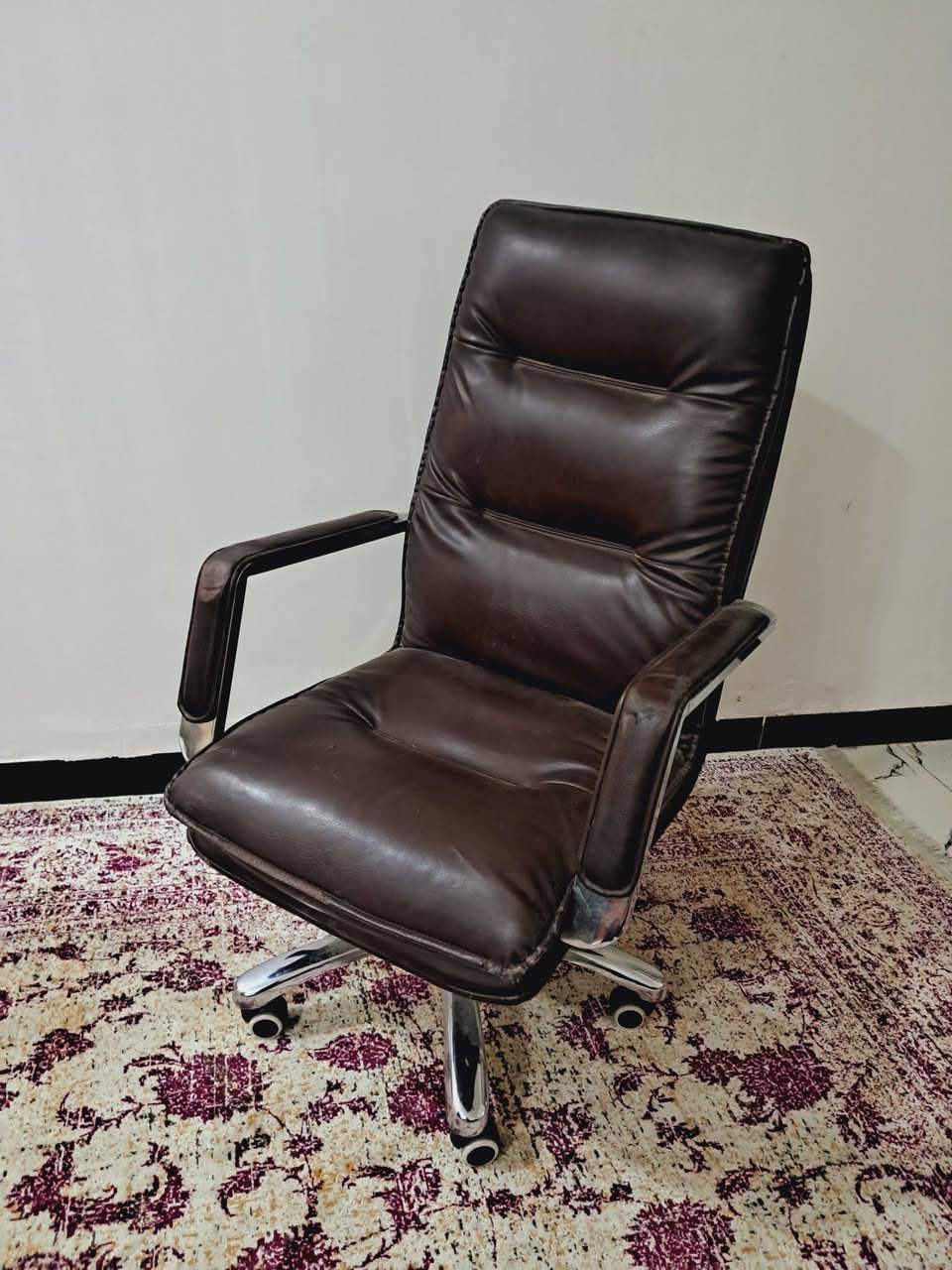 سلام عليكم مرخصت الادمن أغراض للبيع مكان لبياع شرطه الخامسه اي استفسار خاص غراض كلهن نظيفات شري خاص يتفضل


**إذا كنت صاحب هذا الإعلان وتريد حذفه لأي سبب، رجاءا أرسل رسالة إلى الدعم الفني**