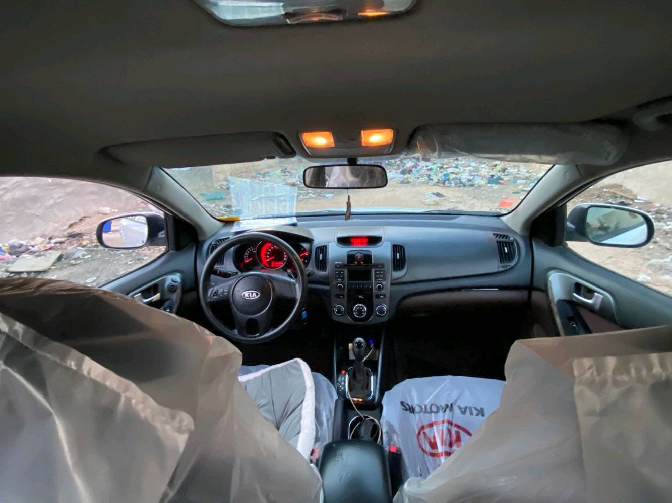 سلام عليكم
سيراتو موديل 2012 السونار مرفق مع الصور
حدادية وكير ومحرك كفاله
محرك 1600
سعرها 110$
مكان السيارة بكربلاء
تفاصيل اكثر
***********
رقم دولي سنوية لحد 2031