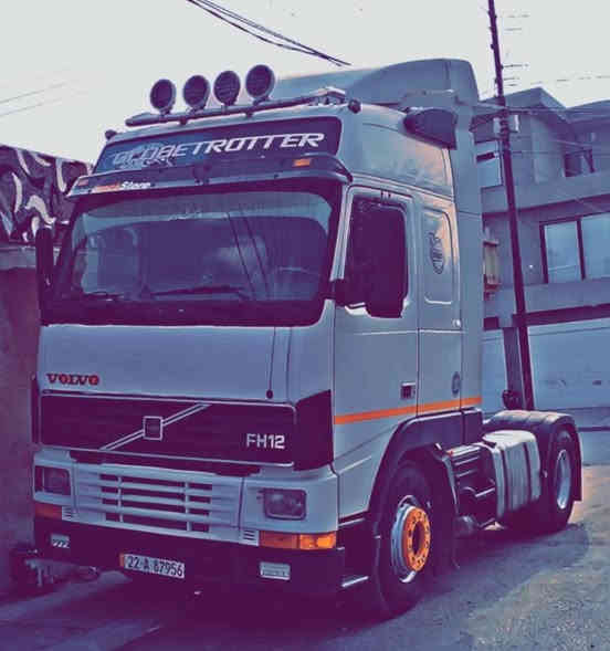 فالفو للبیع  مودیل 2001
مواصفات شیطانی ، دیسک ، ثلاجە ، ڕۆبستون ، بوری بلاجکتور ، باتریات جدید ، سینی جوست ، تایرات راس وعربانە تحم تایر ،  کیر محرک شاصی قمارە کل مکفول بشرط ، سعر 
***********
***********
