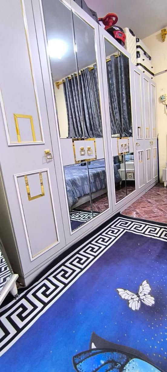 غرفة نوم تركي 11 قطع للبيع السعر مليون و100 مكاني حله شارع 60
***********
