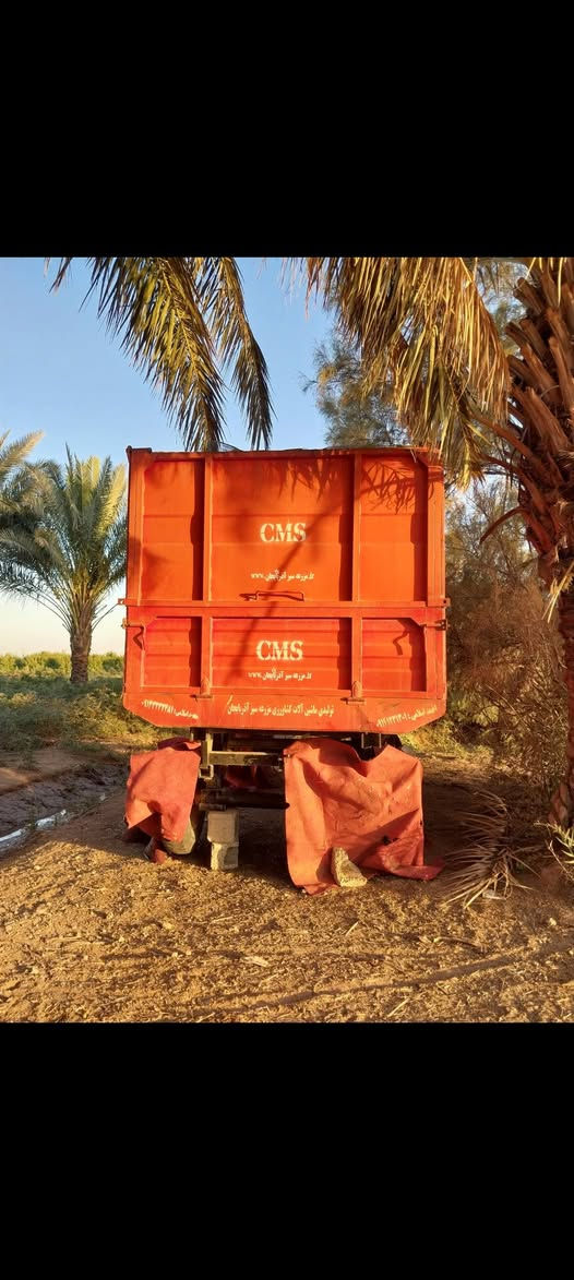 السلام عليكم كاروظه للبيع حجم٩ تركي مديومه وجاهزه للعمل شرط عل  سلولي تشتغل حيل خفيفه عل كاروبه مع عربانه حيل نظيفه للاتصال ***********
