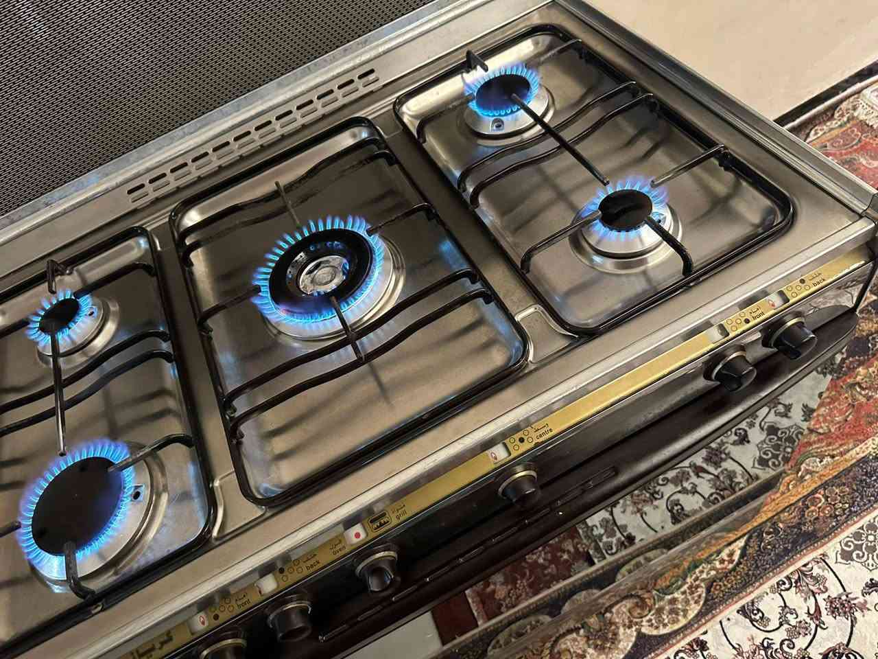 طباخ كريازي نضيف جدا شغال سعره ٢٨٠ بغداد, العراق


**إذا كنت صاحب هذا الإعلان وتريد حذفه لأي سبب، رجاءا أرسل رسالة إلى الدعم الفني**