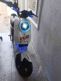 للبيع رقم واتساب 07730396154 دراجة 5 باتري مواصفات كاملة تمشيك ١٤ كيلو...