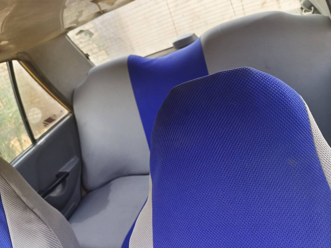 سلام عليكم سايبا ٢٠١٦ سياره خير من الله لاتنقيص لاتبخير بيه بس بارد بلجاملغ الايمن عارضه ب ٣٥ وبيه مجال سياره رقم نكليزي بسمي مصفره هيئه وغرامات شوكت مايعجبك داور *********** وتساب المكان ديوانيه
