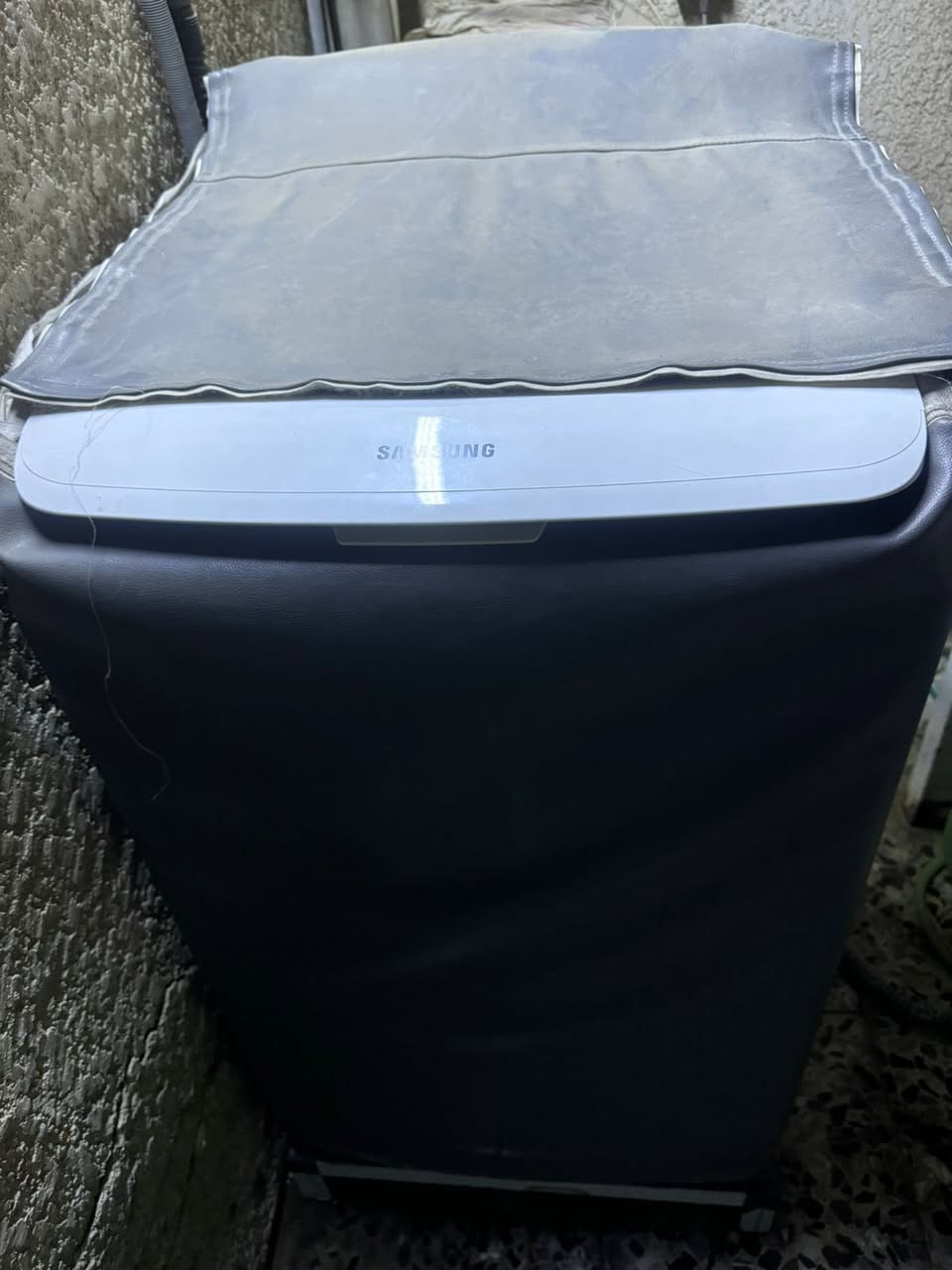 سلام عليكم غساله
اوتماتيك للبيع 15 كيلو
نوع سامسونج باب اول 
سعر 350 وبيها مجال 
عنوان بغداد حي العامل 
هاتف ***********
