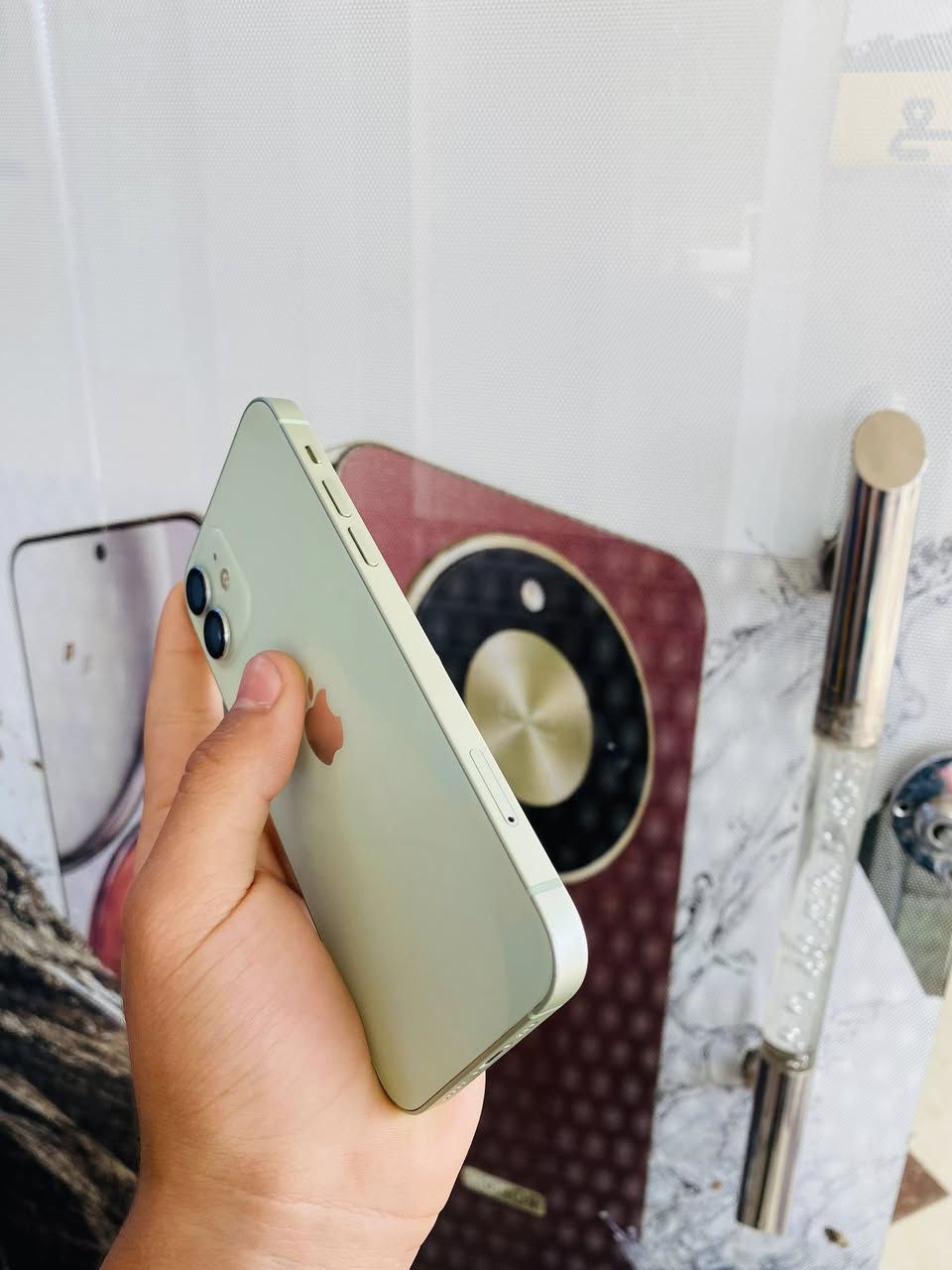 ايفون 12عادي
نضافه فول 100/100 
المبدل بطاريه فقط 325 بي مجال


**إذا كنت صاحب هذا الإعلان وتريد حذفه لأي سبب، رجاءا أرسل رسالة إلى الدعم الفني**