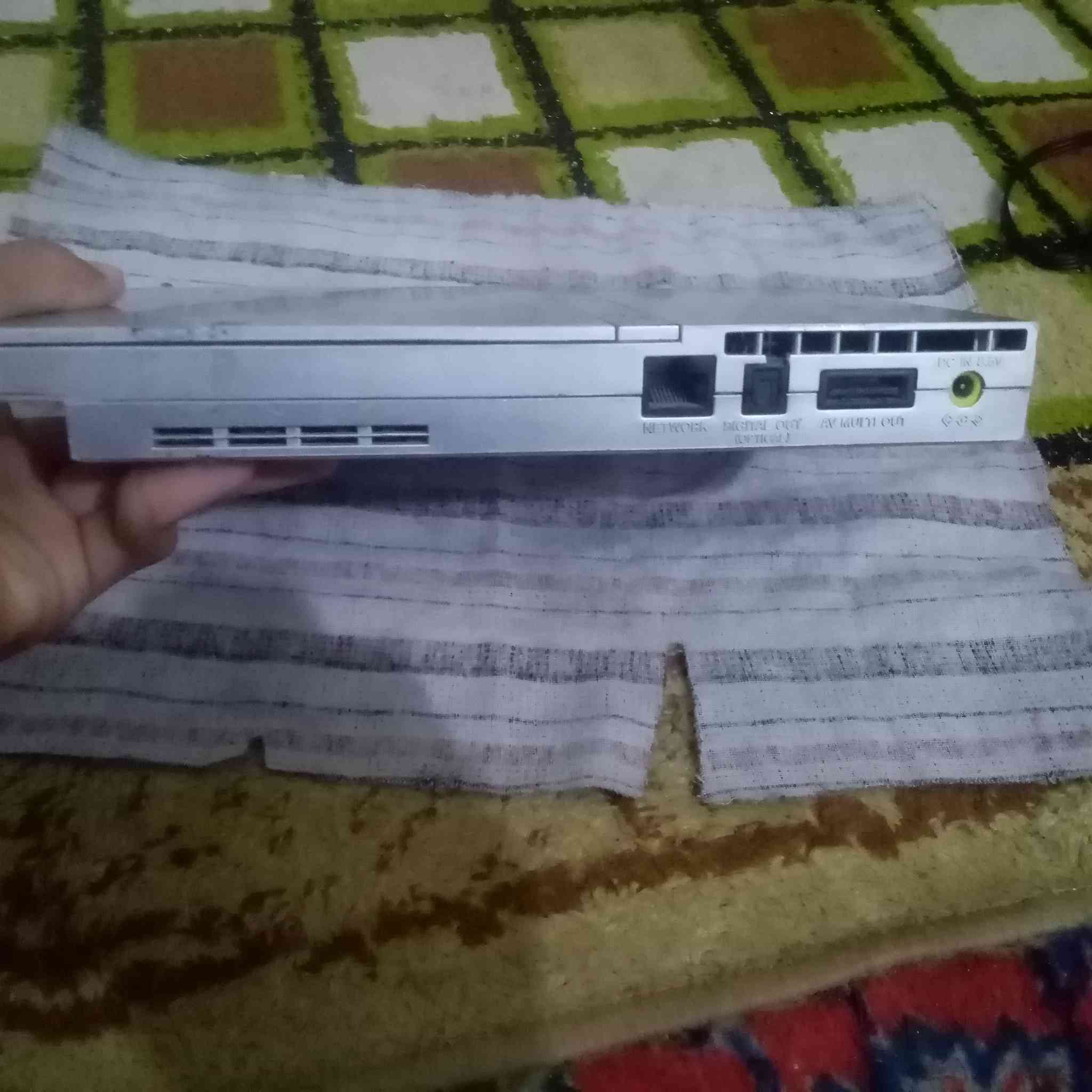 السلام عليكم ابلي 2 للبيع
وكلشي كامل من ناحيه الغراض ومن ناحيه 
الالعاب وبي 50 لعبه او 55 بلي نضيف وسعره ب75 وبي مجال بيع مستعجل ومحتاج شراي تعال مو شراي لاتاخذ وقت المكان حي الحكيم الثالث بشارع المنشئه


**إذا كنت صاحب هذا الإعلان وتريد حذفه لأي سبب، رجاءا أرسل رسالة إلى الدعم الفني**