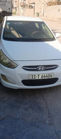 اكسنت موديل 2016 محرك 1400  نظيفة كلش رقم انكليزي بغداد  السعر ٨٥ وبيه...