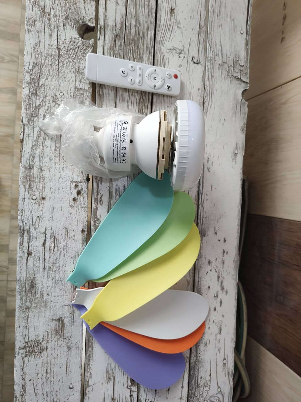 گلوب متعدد الالوان وبفس الوقت يشتغل بنكه أصلي درجة اولى اضاءه قوية  السعر 9الف


**إذا كنت صاحب هذا الإعلان وتريد حذفه لأي سبب، رجاءا أرسل رسالة إلى الدعم الفني**