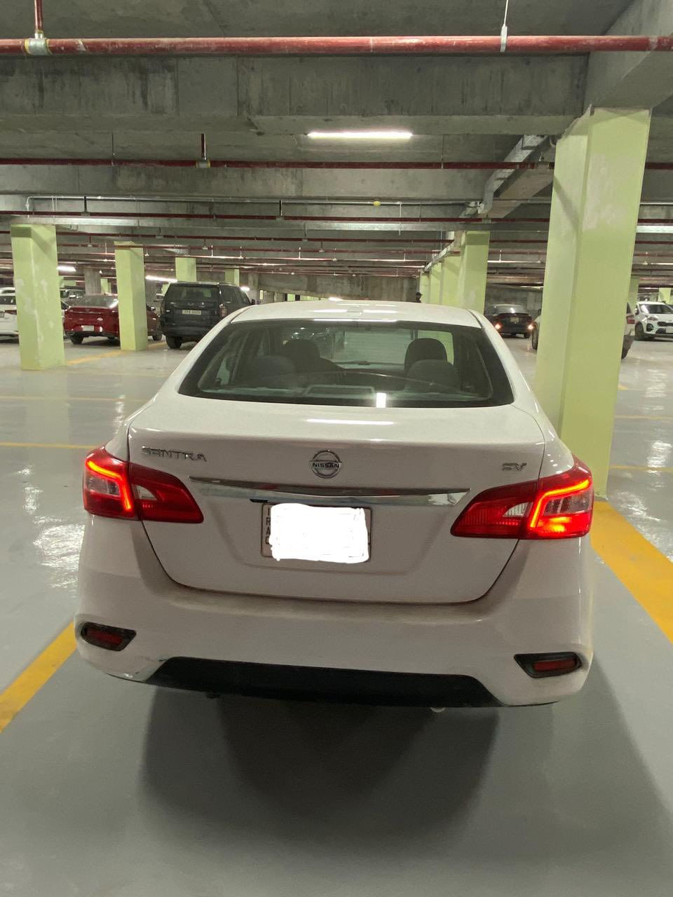 نيسان سنترا 2019 
ادوات ادوات ادوات (بدون رقم )
فئة SV
محرك 1800 + كير جديده بمعنى الكلمه 
✅بصمة
✅شاشه 
✅كاميرا دواره 
✅تحكم ستيرن جهتين 
✅داخل اسود 
✅ويل 16 عادي + كباته موجوده 
✅تبريد شغال 
✅حدادية جديده 100‎%‎ 
‏✅ABS + مانع انزلاق 
✅بلوتوث + منفذ AUX +USB
✅تخم تاير جديد 
السياره جديده بمعنى الكلمه ومديلها عالي 2019 
ما عايزه اي شي 
السعر 52 وبي مجال للطيبين 
مكان السياره النجف 
للأستفسار الاتصال على الرقم ‭0784 195 0680‬
