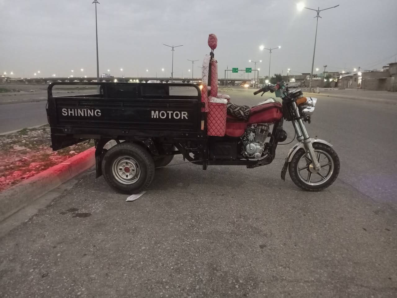 سلام عليكم ستوتة للبيع موديل 20 مليون 525شرط من كلشي نضيفه حيل حلوه كركوك حي النور ***********
