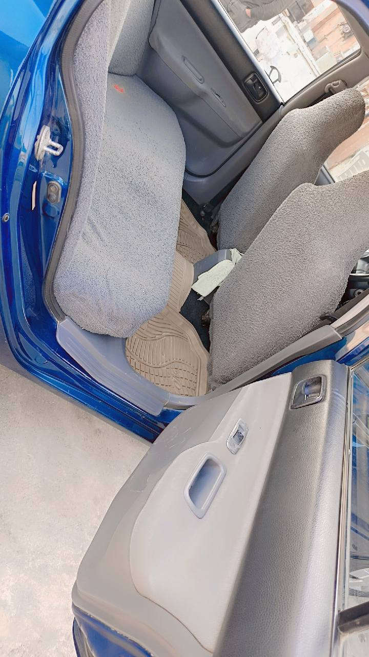 سلام عليكم لانسر للبيع موديل 2008 بيهه قطعتين صبغ وسونارها موجود السعر 75  بيهه مجال *********** العنوان ديالى ناحية السعدية
