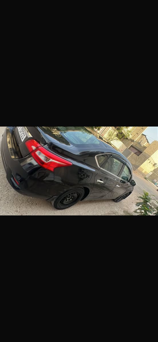 نيسان سنترا 2018  وارد امريكي
بيها كم قطع صبغ ابيع احزام 

ماشية ٢٢٨ الف 

تحكم ستيرن جهتين 

كامرة خلفية  

٣ وضعيات قيادة

السعر 95$ وبيها مجال 

مكان السيارة بغداد الدورة 

***********
