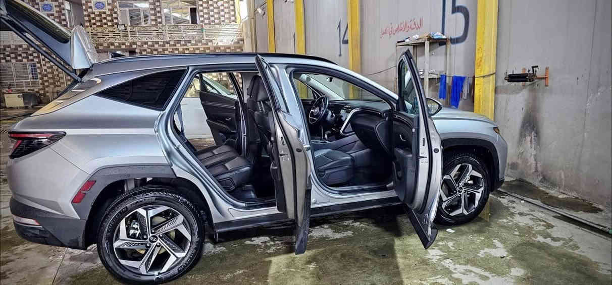 السلام عليكم للبيع فقط
توكسن موديل 2023 
وارد امريكي 
حادثها فقط  الجنطة الخلفية 
بجم كبس 
السياره جديده 
ماشيه 33 الف
بصمة
نظام ترحيب
ابواب بصمة
صندوق كهربائي
كشنات جلد 
شاشه جبيره لمس 
تشغيل عن بعد
لايتات عدسات و زينون
لايت خلفي ليد
كشن كهربائي
كشن هيتر
تبريد قطعتين
شحن وايرلس
فور ويل (snow,mud,sand)
ويل  19 
نظام (sport,eco,smart)
بريك بصمة
شاشة كبير
كاميرا دواره
رادار امامي 
رادار خلفي 
نقطة عمياء(رادار جانبي)
ويل كب
تحديد السرعة
تحديد المسار
تحكم ستيرن
مكانها بالموصل الجانب الايسر
رقم شمالي
صور الحادث بالمنشور 
سعر 208$ وبيها مجال بسيط
للتواصل : ***********
