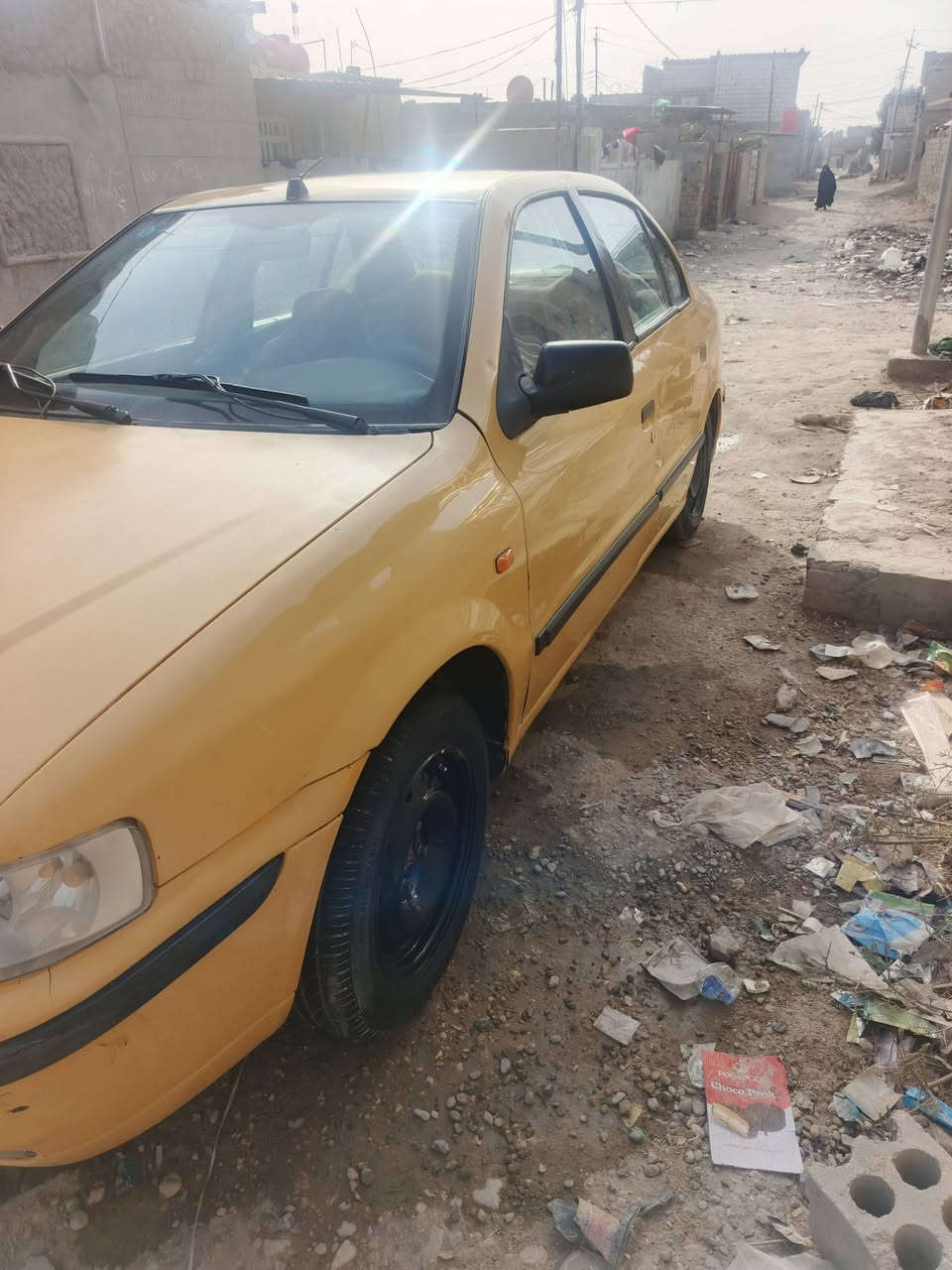 سلام عليكم سياره سمند موديل 11كير مكينه حداديه تخم تاير كله جديد مكفولة راعيها بصفي جيرانا رقم بغداد مصفر هيئه وغرامات السعر ٣٤ وبيها مجال سياره نضيفه مال جناي تواصل واتساب ***********
