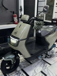 دراجه بيتي شحن نظافه 100%  6بطاريات   3 سرعات 63 حقيقي   استعمال كلش ق...