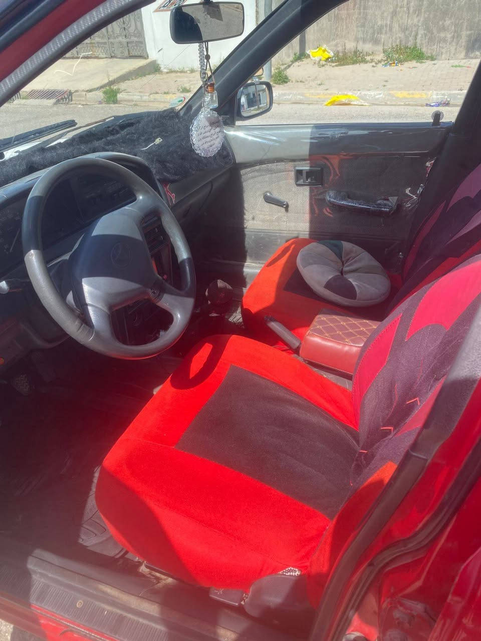 سلام عليكم كورلا موديل 1990 رقم نينوى مشروع وطني 
السياره جديده حيل السعر 48$ 
***********
